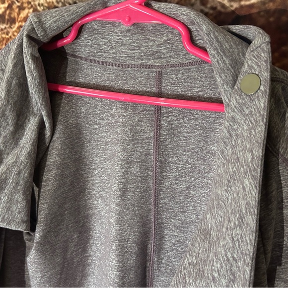 Lululemon Rulu Rally Wrap - Picture 7 of 12